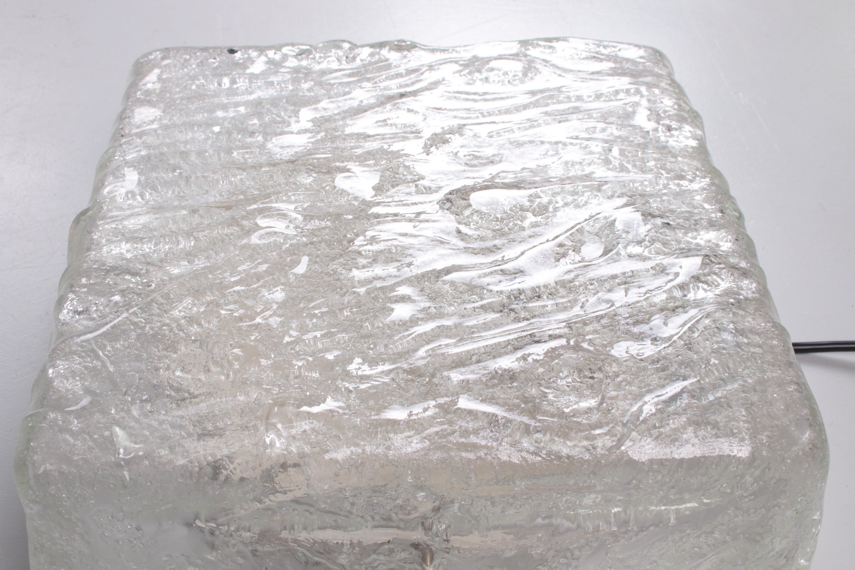 Vintage Plafondlamp of Wandlamp van Kaiser Idell / Kaiser Leuchten, jaren 60 detail voorkant glas