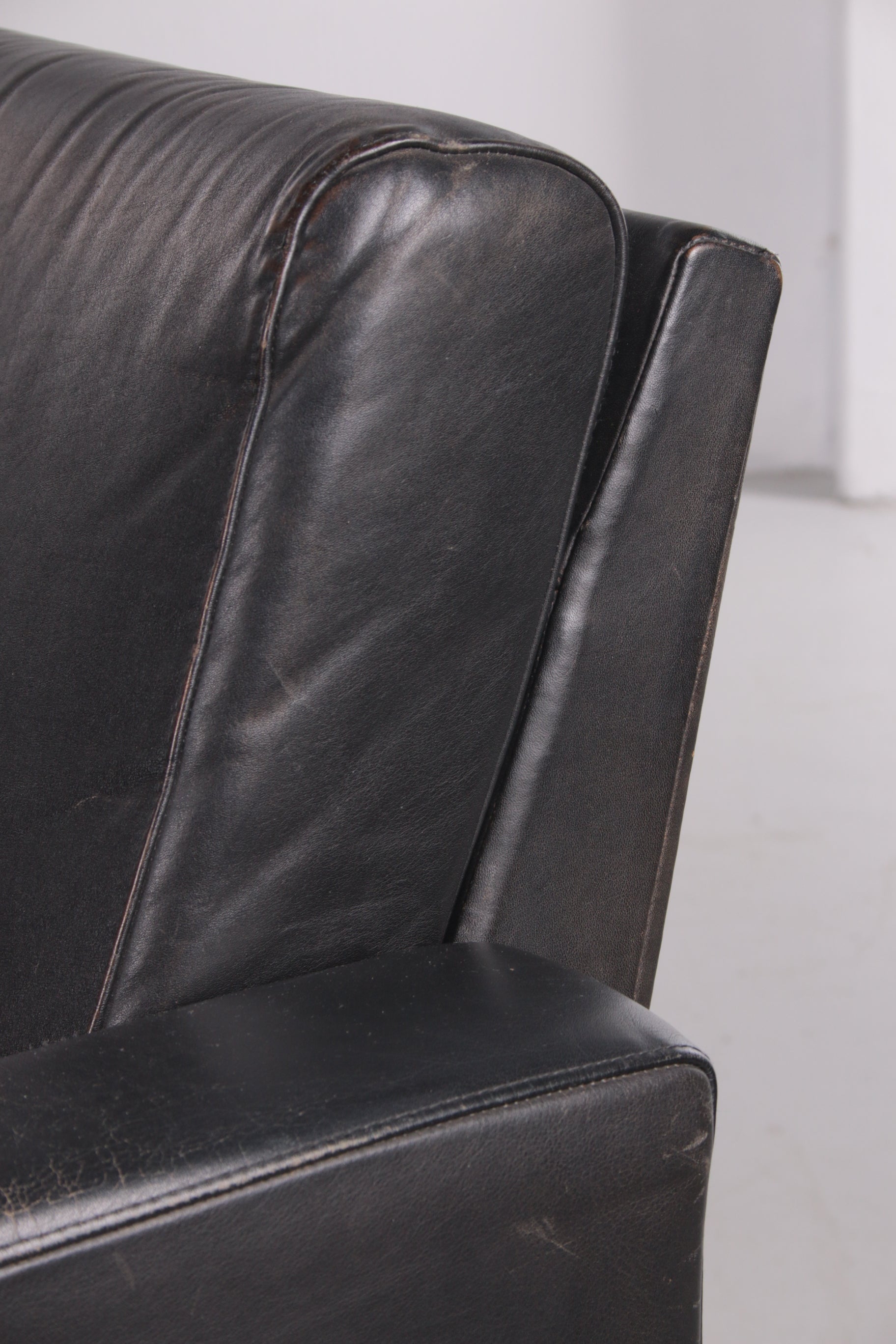 Vintage Dutch design leather 'BZ55' sofa by Martin Visser rugleuning