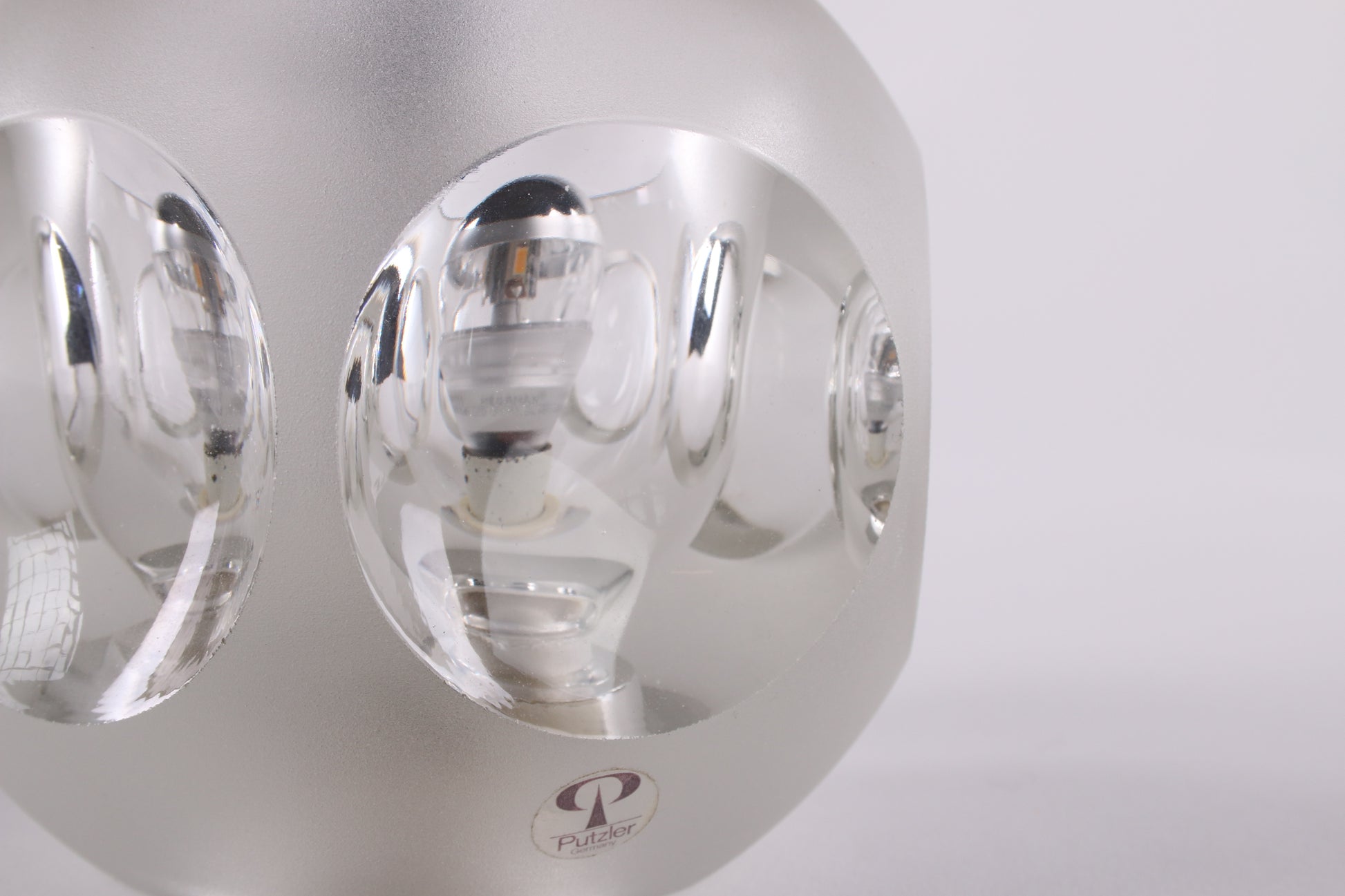 Set van twee Peill & Putzler ice cube tafellamp detail glas zijkant