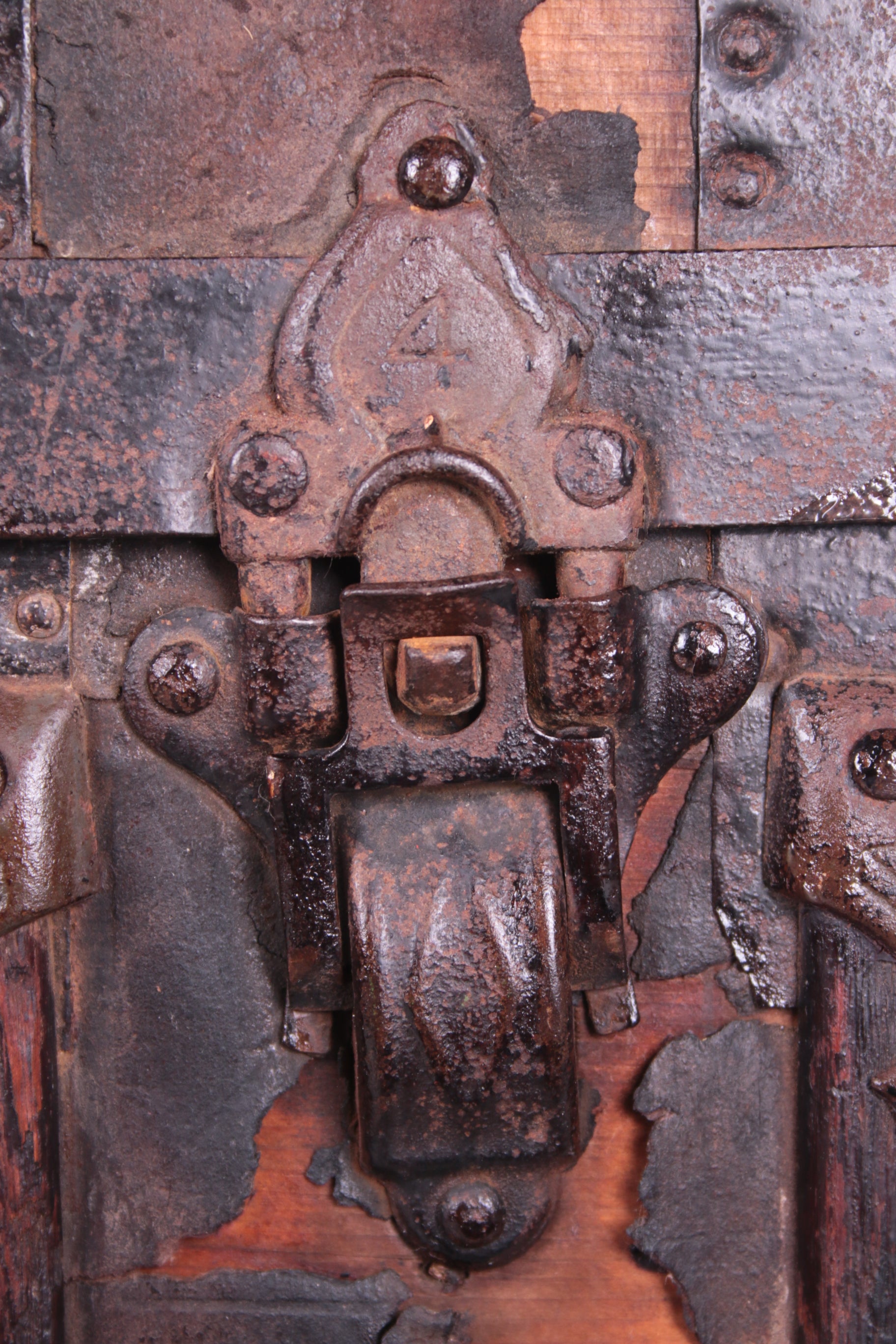 Zeer Oude hutkoffer van rond 1890 eeuw Henry Pollack Company,Texas detail slot