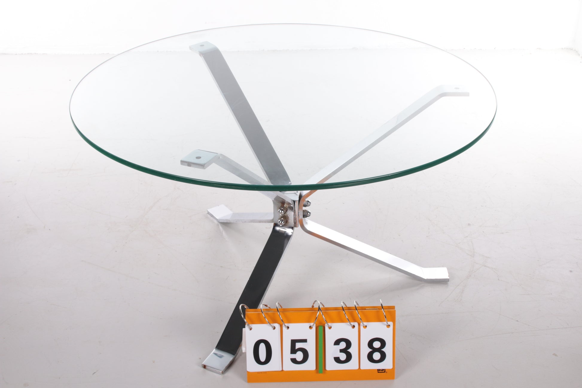 Salontafel jaren70 Chrome met dik glazenblad rond bovenekant