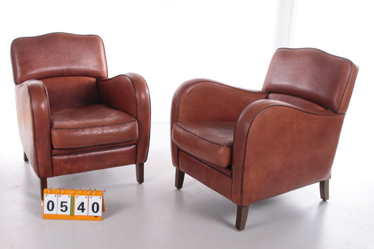Set of leather armchairs with lovely sitting comfort sheepskin.