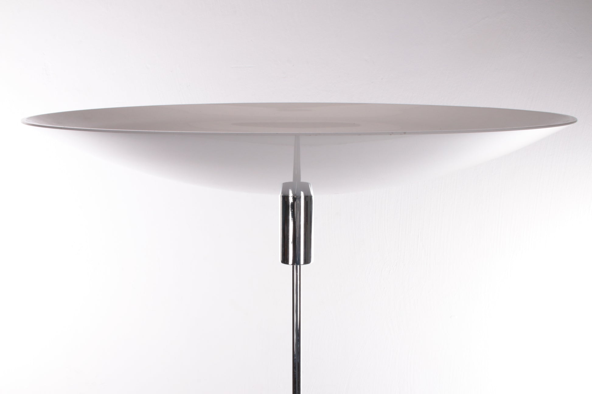VeArt Vloerlamp Design by Jeannot Cerutti detail lampekap voorkant