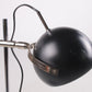 Zwart metalen verstelbaar bureaulampje uit Denemarken detail lampekap zijkant