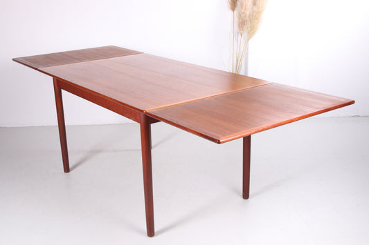 Deense Mid-Century teakhouten eettafel sfeerfoto