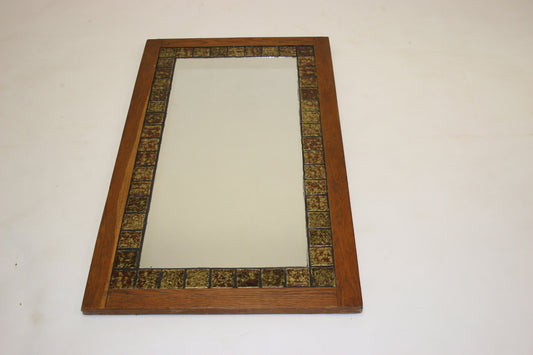 Big mirror with brown tiles in teak wood