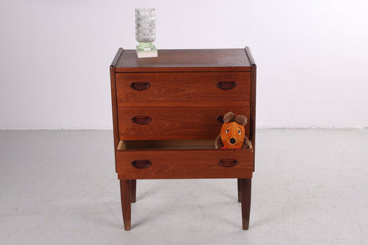 Danish Design 3 Drawer Sideboard in teak from the 60's.