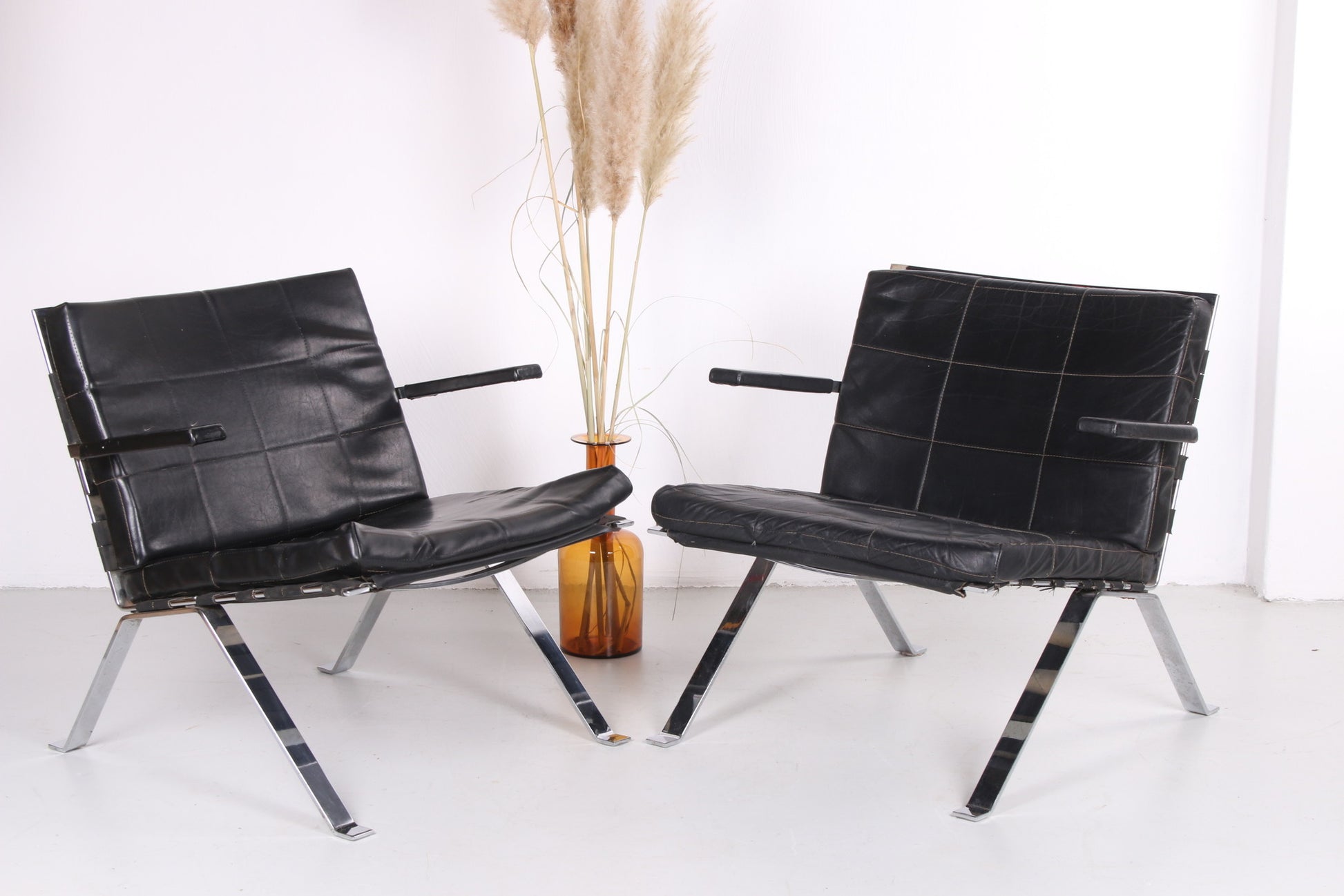 Set van 2 Lounge Chairs van Hans Eichenberger voor Girsberger, jaren 60 sfeerfoto