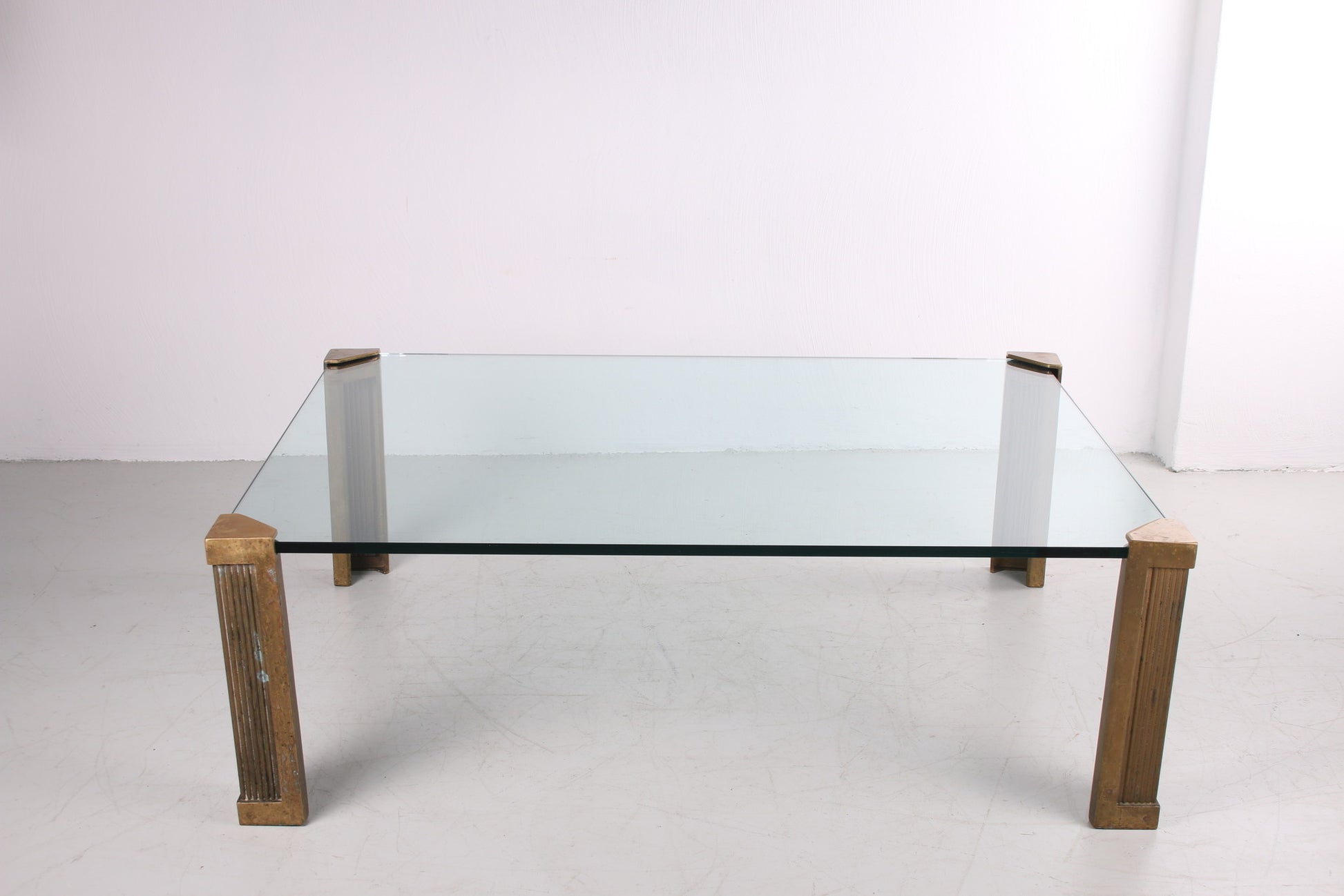 Salontafel T14 design van Peter Ghyczy jaren 70 hoogte, 40 cm voorkant