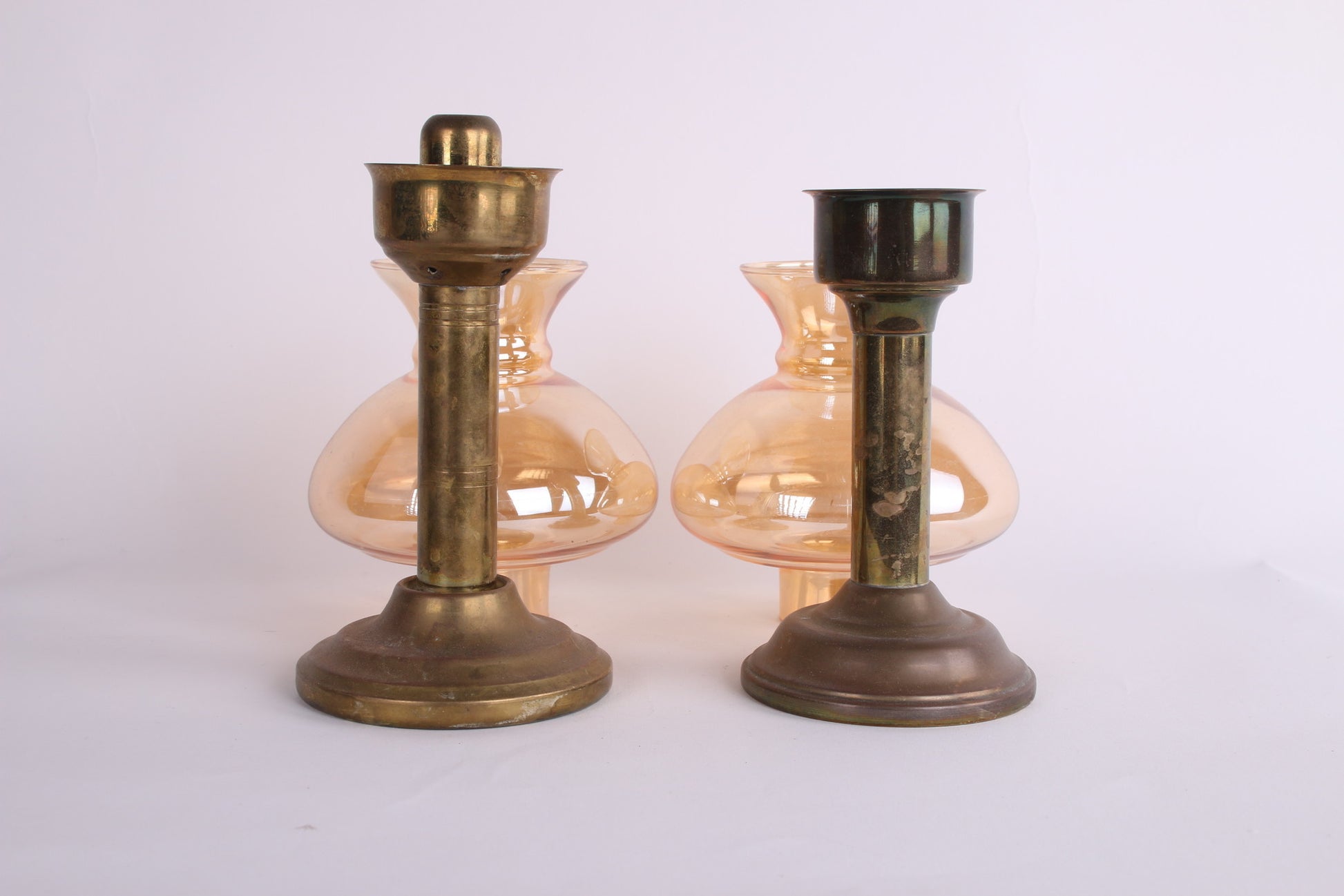 Vintage decoratieve olielamp set oranje voorkant glazen lampekap los